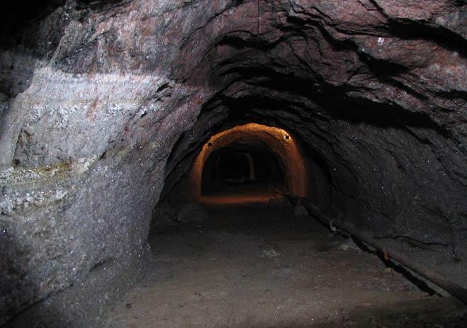 Minas y Tuneles